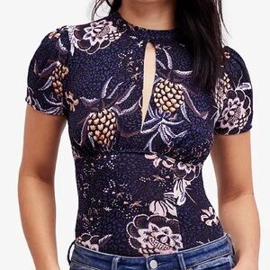 Free People Hear Me Roar Floral Blue Pink Printed Keyhole Short Sleeve Top SZ XS